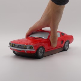 Ford Mustang en Plâtre Peint en Rouge - Échelle 1/18